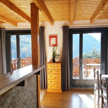 Schoenes Gemuetliches Haus *